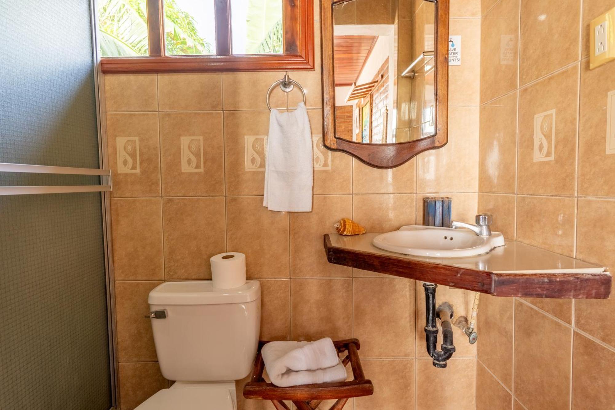 Miramar Surfcamp Villa Puerto Sandino Luaran gambar