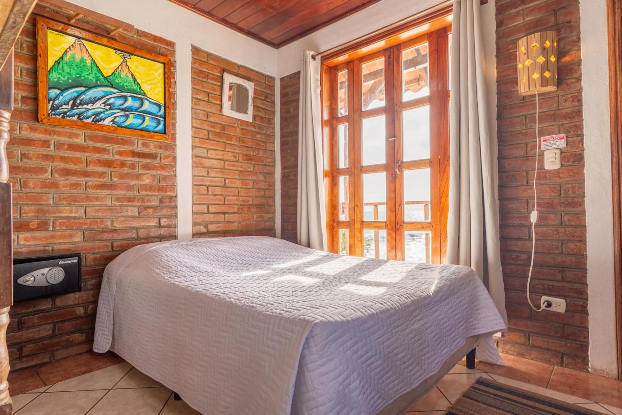 Miramar Surfcamp Villa Puerto Sandino Luaran gambar