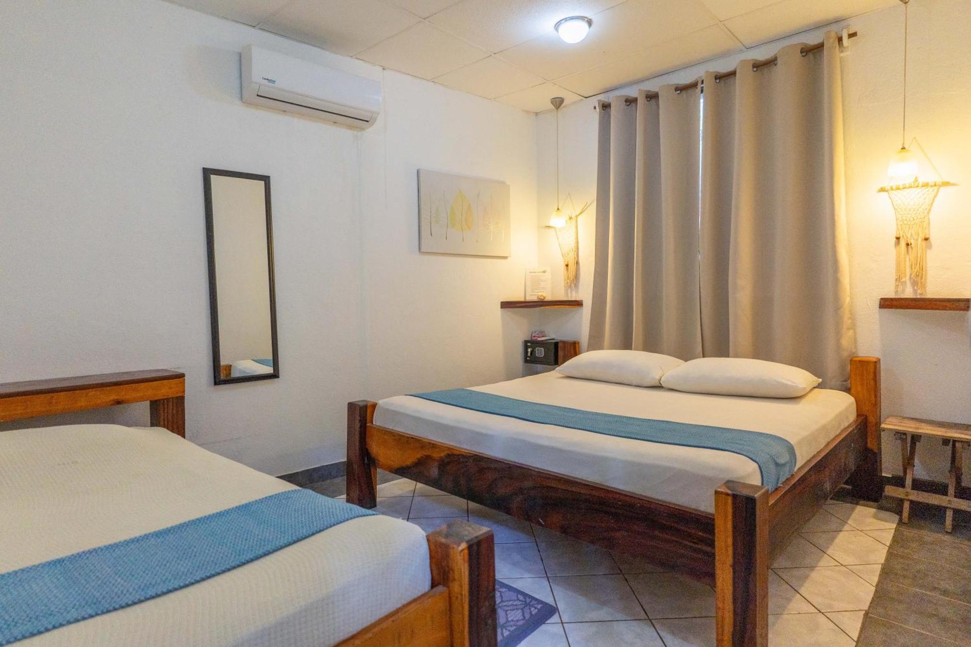 Miramar Surfcamp Villa Puerto Sandino Luaran gambar